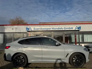 BMW X4 xDrive 30 d M Sport  PANO AHK HEAD-UP HARMAN