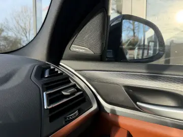 BMW X4 xDrive 30 d M Sport  PANO AHK HEAD-UP HARMAN