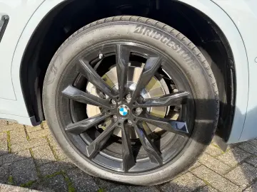 BMW X4 xDrive 30 d M Sport  PANO AHK HEAD-UP HARMAN