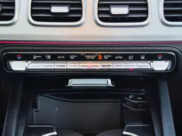 Mercedes-Benz GLE 350 de 4MATIC 9G-TRONIC AMG Line