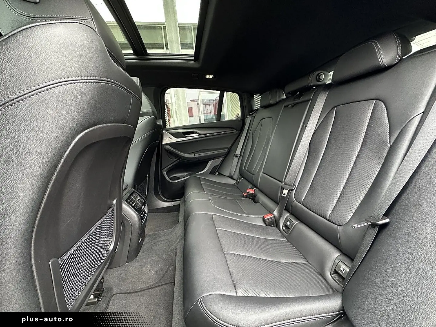 BMW X4 xDrive20i M-Paket Aut.   AHK   Pano   19