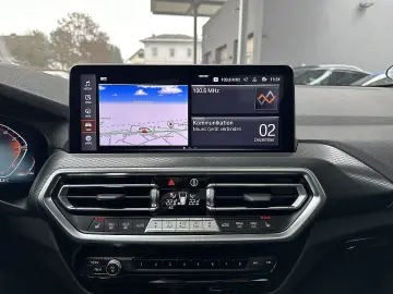 BMW X4 xDrive20i M-Paket Aut.   AHK   Pano   19