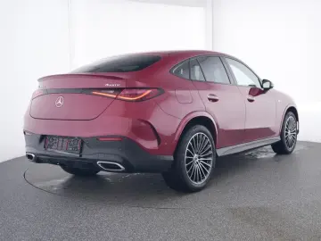 MERCEDES-BENZ GLC 300 e 4M AMG