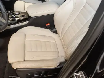 BMW X4 20dMSport Navi HUD Laserlicht RFK eSitze Lede