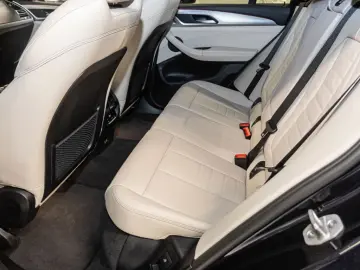 BMW X4 20dMSport Navi HUD Laserlicht RFK eSitze Lede