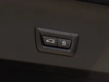 BMW X3 20d M SPORT.DR.ASS.PARK.ASS.LED.SHZ.PANO.AHK