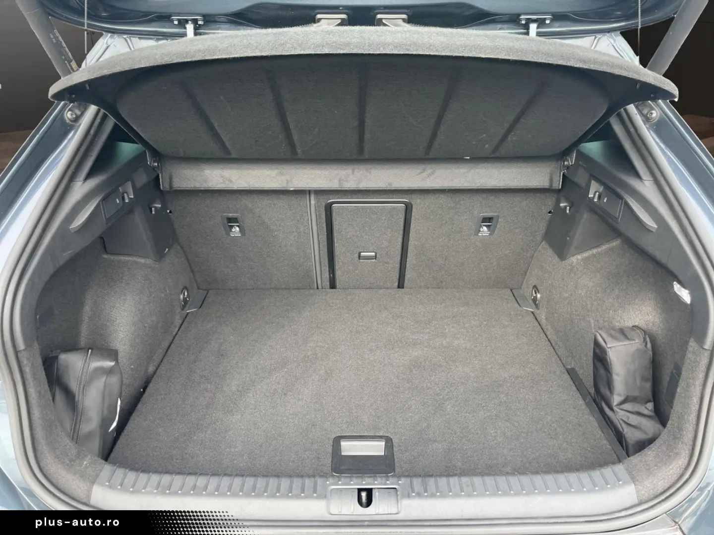 CUPRA Formentor 2.0 TSI 4Drive 190 PS DSG ACC RFK SHZ