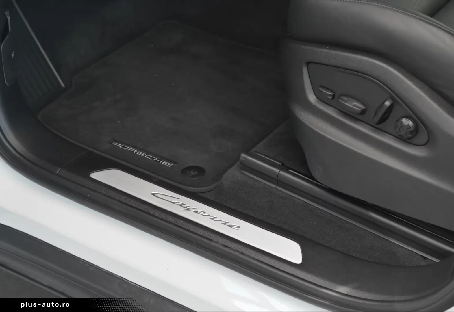 Porsche Cayenne E-Hybrid LUFT PANO HEADUP