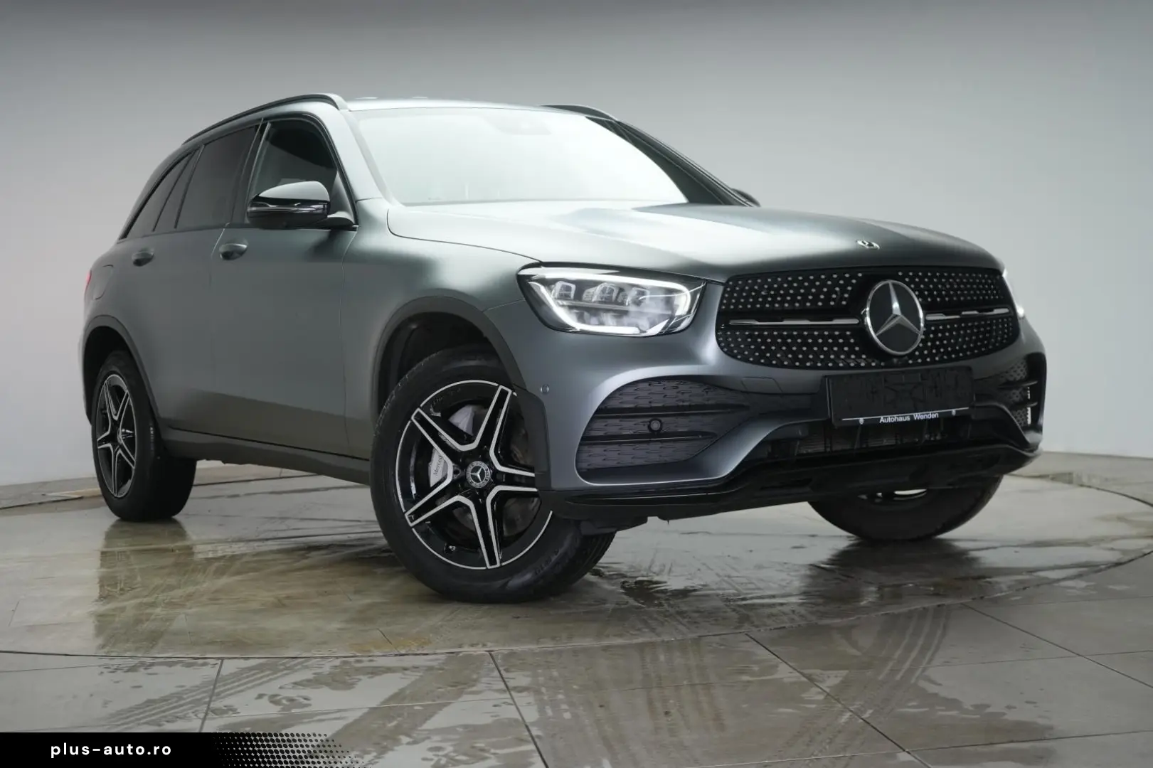 MERCEDES-BENZ GLC 300 e 4Matic