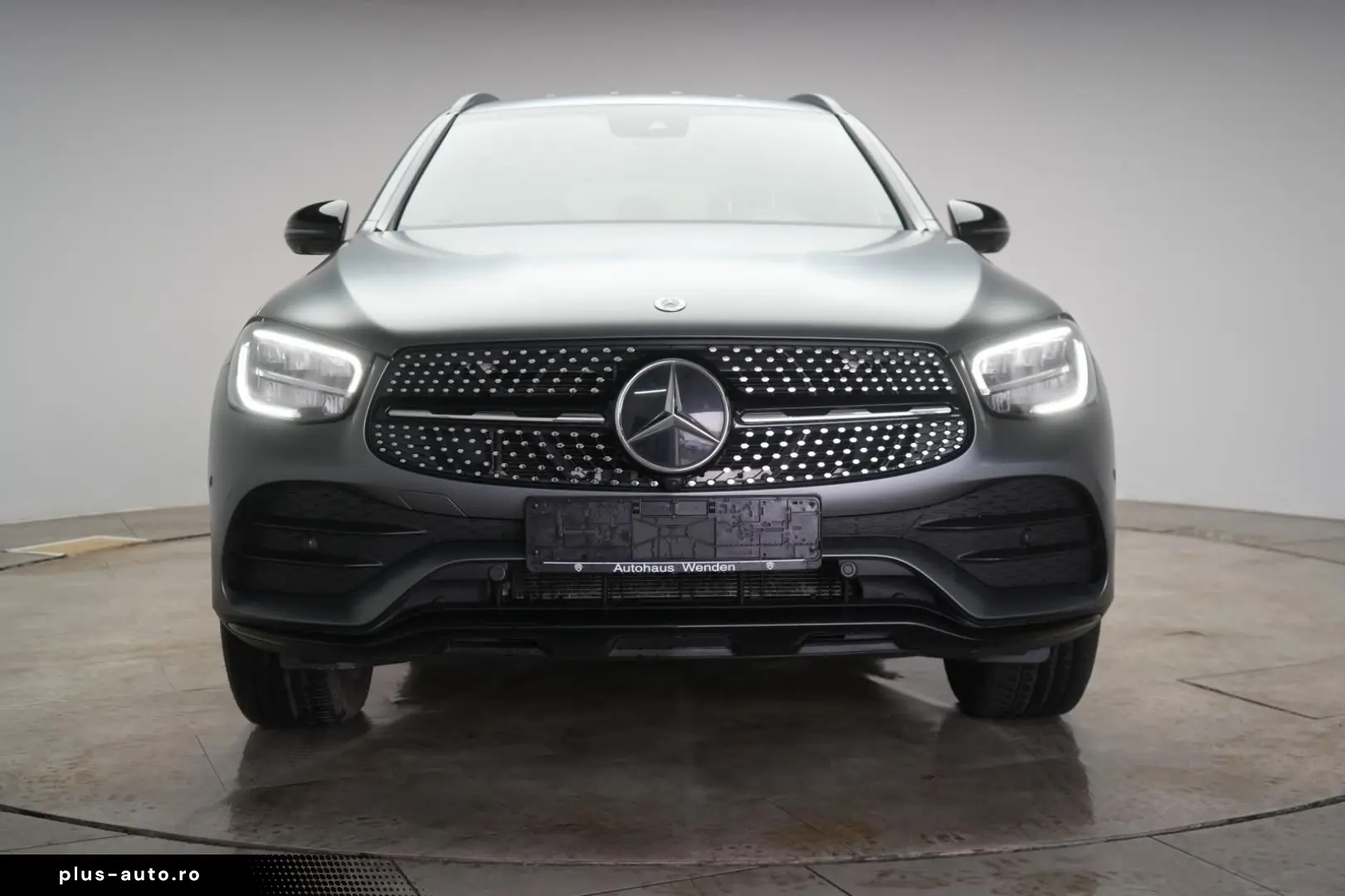 MERCEDES-BENZ GLC 300 e 4Matic