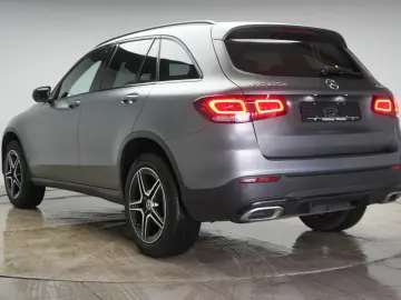 MERCEDES-BENZ GLC 300 e 4Matic