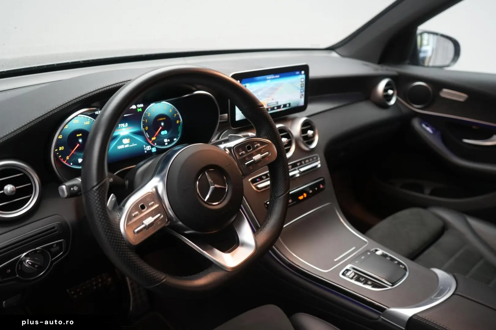 MERCEDES-BENZ GLC 300 e 4Matic