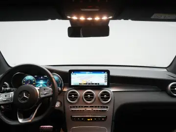 MERCEDES-BENZ GLC 300 e 4Matic