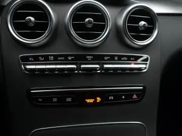 MERCEDES-BENZ GLC 300 e 4Matic