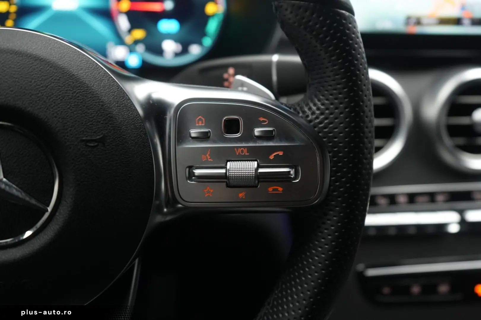 MERCEDES-BENZ GLC 300 e 4Matic