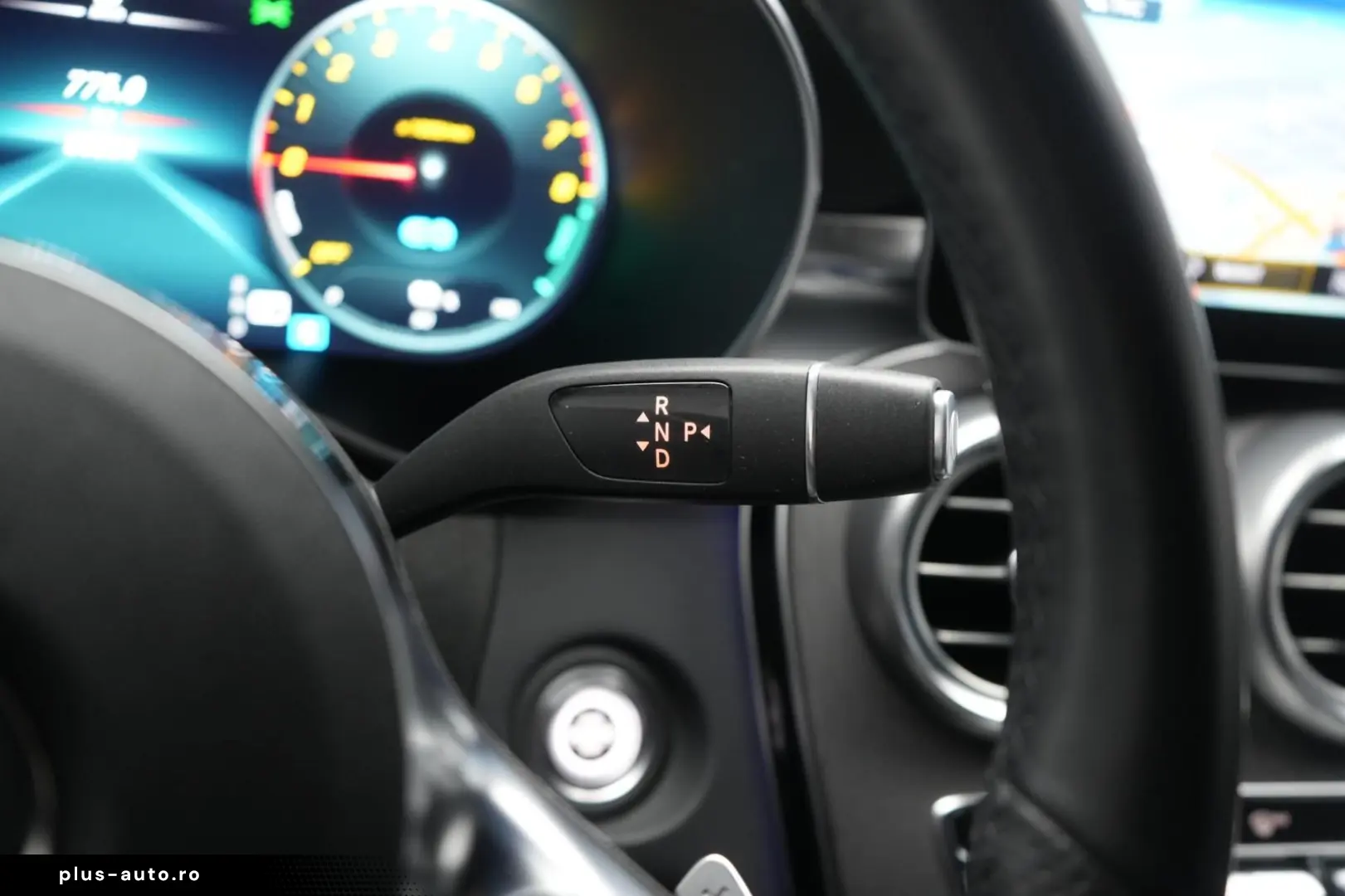 MERCEDES-BENZ GLC 300 e 4Matic