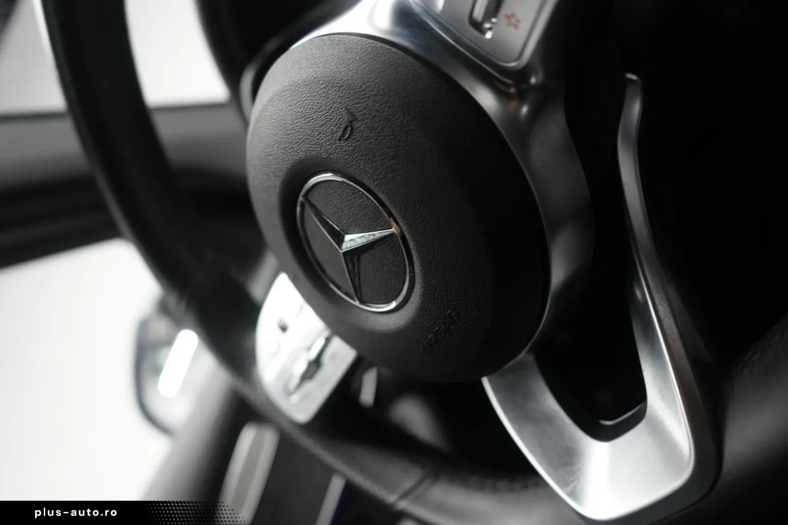 MERCEDES-BENZ GLC 300 e 4Matic