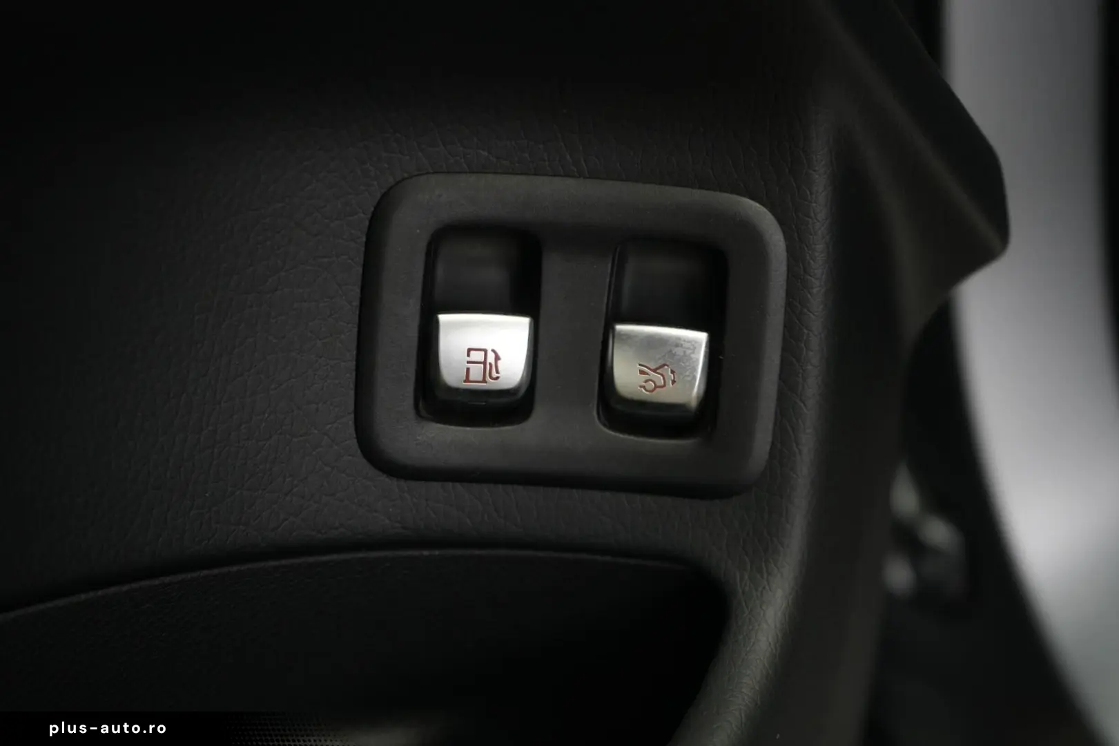 MERCEDES-BENZ GLC 300 e 4Matic