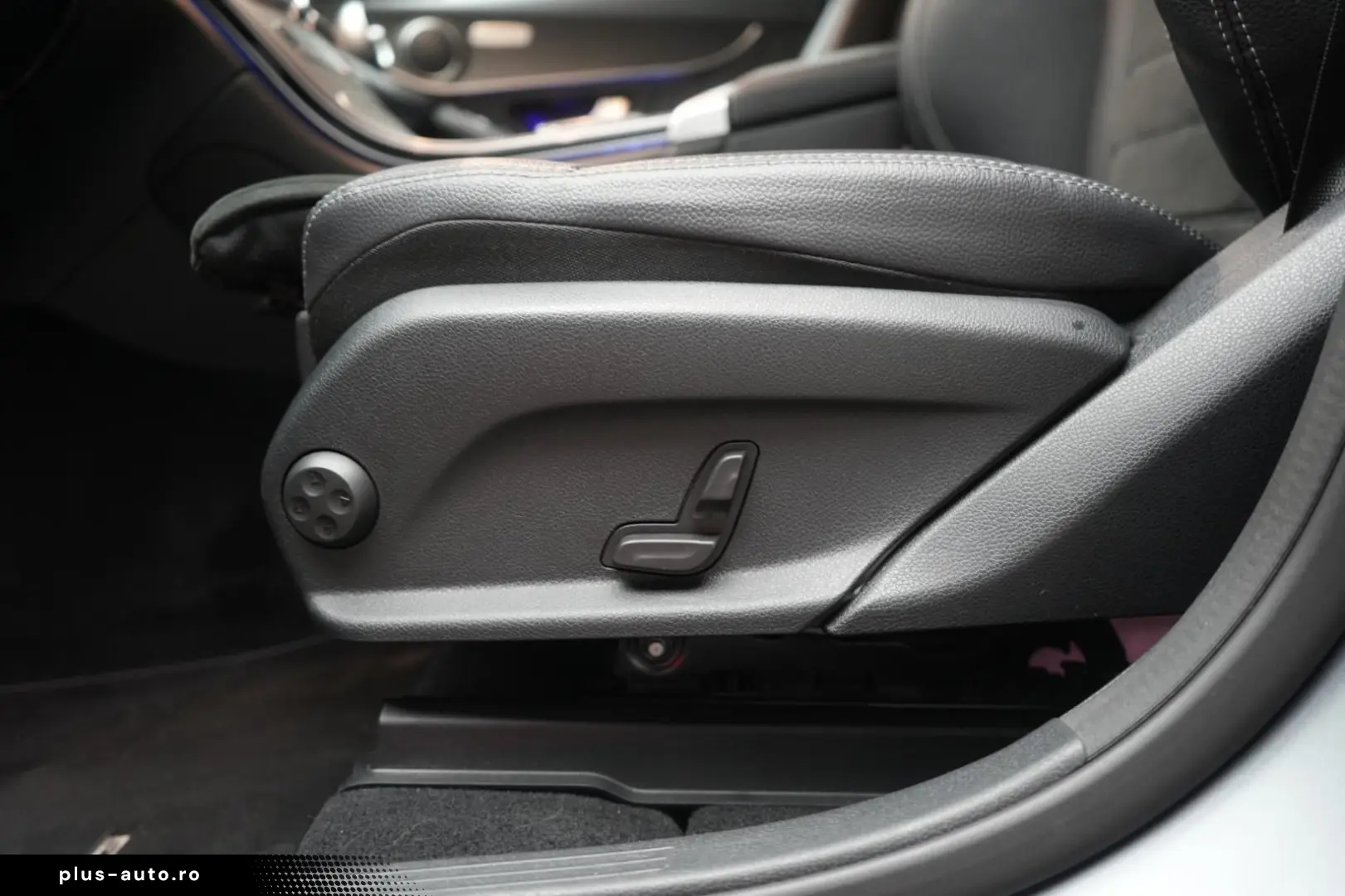 MERCEDES-BENZ GLC 300 e 4Matic