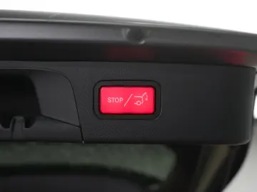 MERCEDES-BENZ GLC 300 e 4Matic