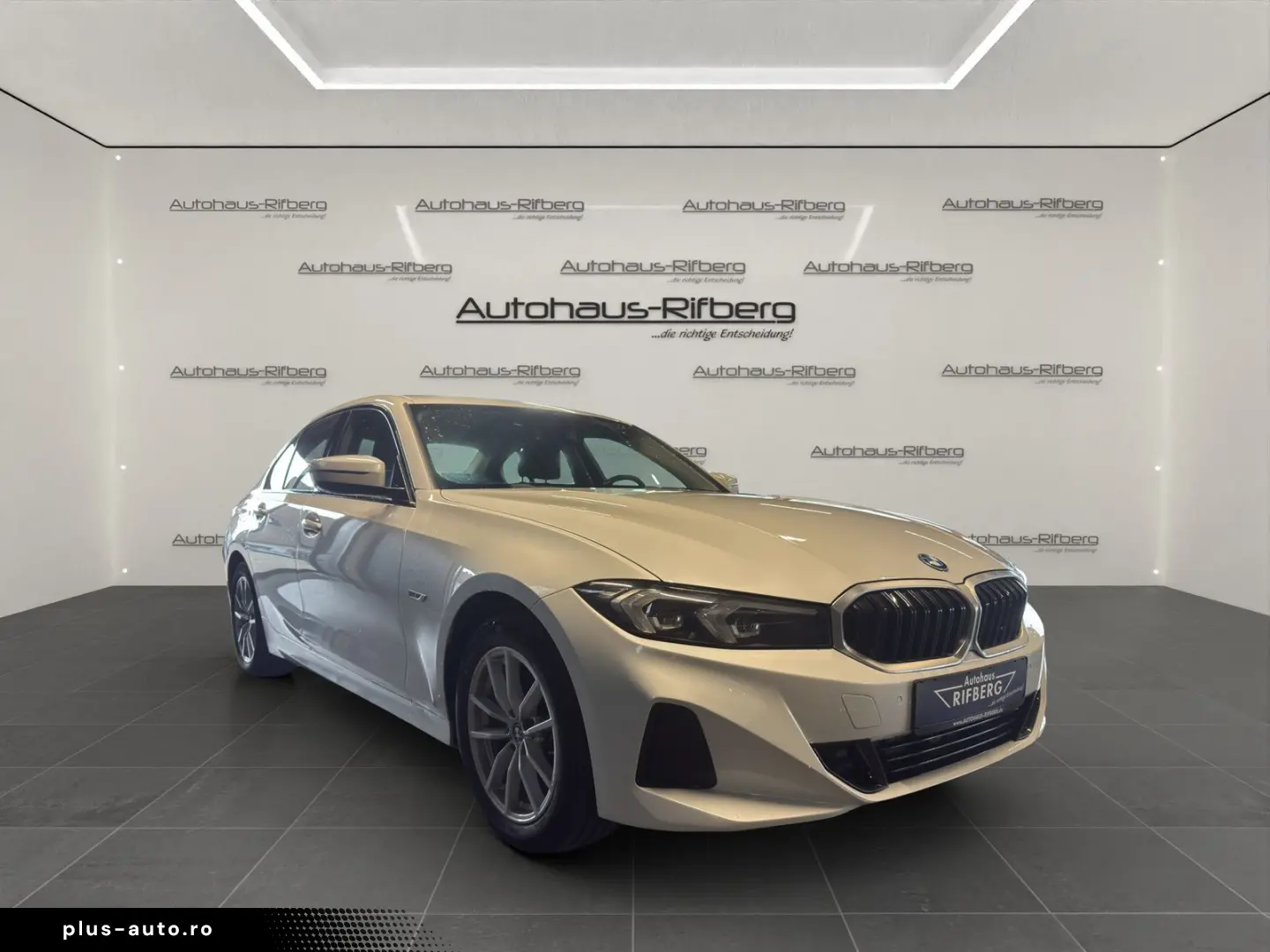 BMW 320 e LIMOUSINE AHK LIVE COCKPIT PLUS