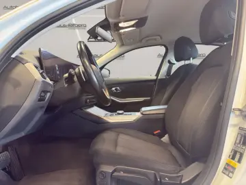 BMW 320 e LIMOUSINE AHK LIVE COCKPIT PLUS