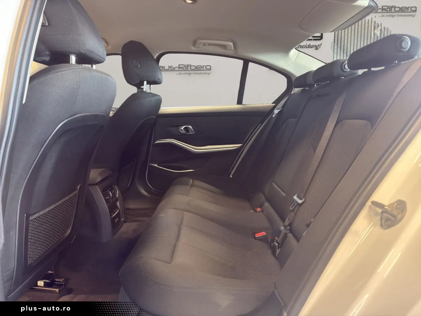 BMW 320 e LIMOUSINE AHK LIVE COCKPIT PLUS