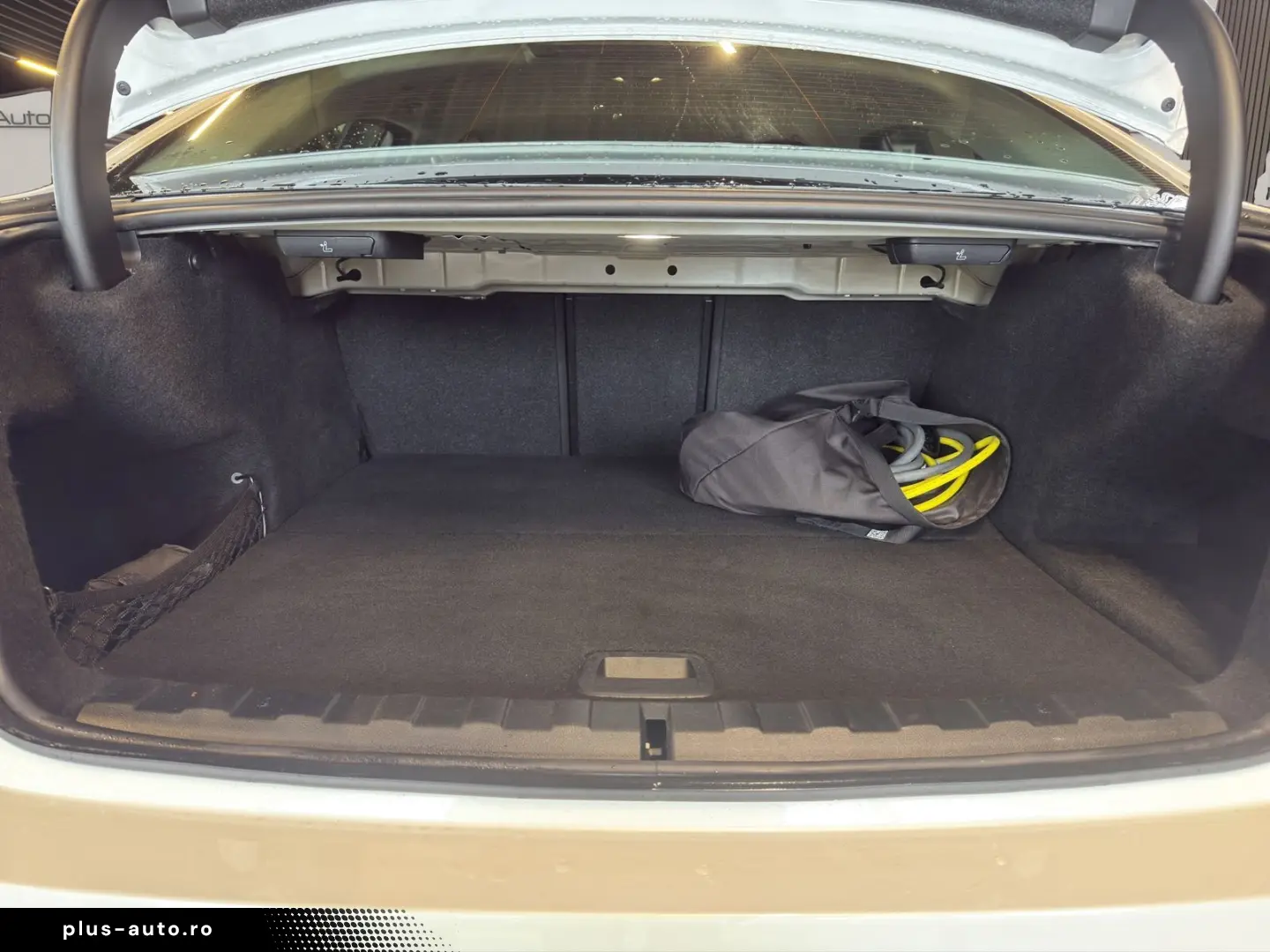 BMW 320 e LIMOUSINE AHK LIVE COCKPIT PLUS