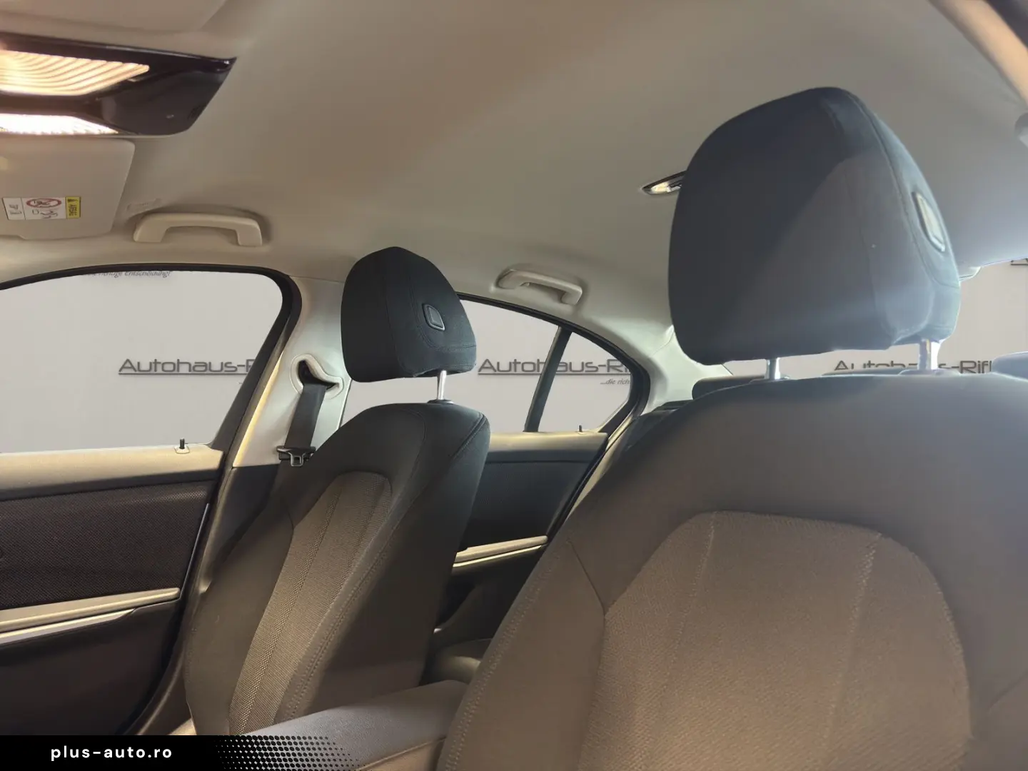 BMW 320 e LIMOUSINE AHK LIVE COCKPIT PLUS