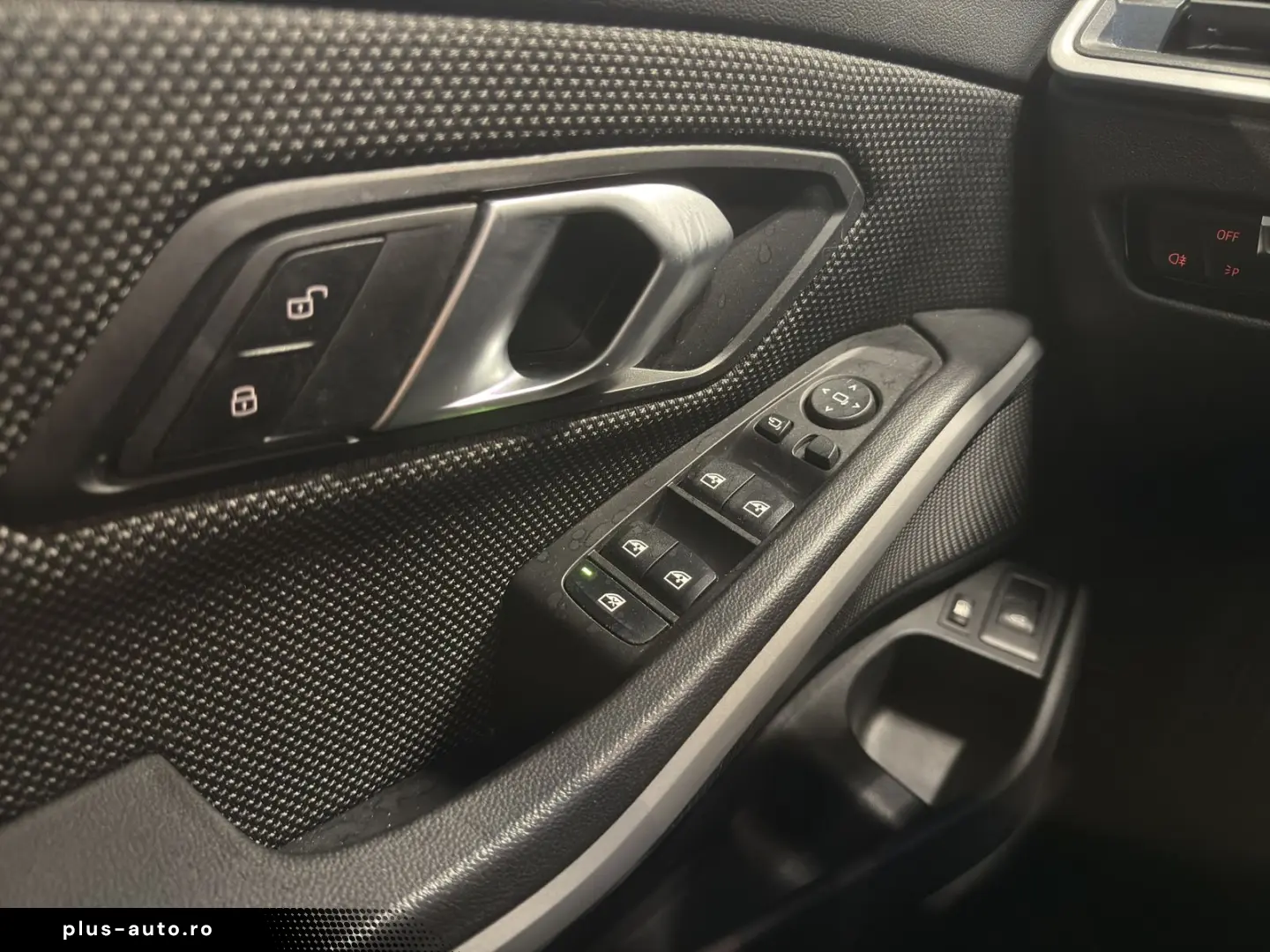 BMW 320 e LIMOUSINE AHK LIVE COCKPIT PLUS