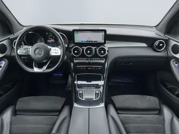 MERCEDES-BENZ GLC 200 4Matic 9G-TRONIC AMG Line