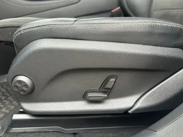 MERCEDES-BENZ GLC 200 4Matic 9G-TRONIC AMG Line