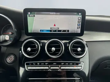 MERCEDES-BENZ GLC 200 4Matic 9G-TRONIC AMG Line