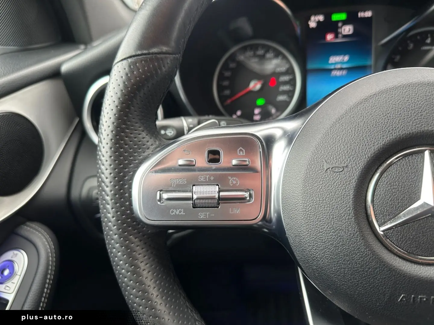 MERCEDES-BENZ GLC 200 4Matic 9G-TRONIC AMG Line