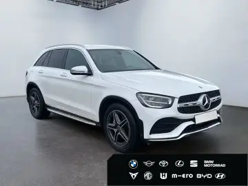 MERCEDES-BENZ GLC 200 4Matic 9G-TRONIC AMG Line