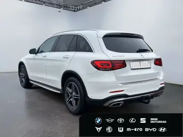 MERCEDES-BENZ GLC 200 4Matic 9G-TRONIC AMG Line