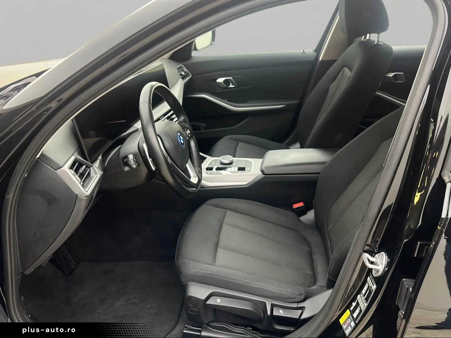 BMW 320e Limousine Navi PDC HiFi