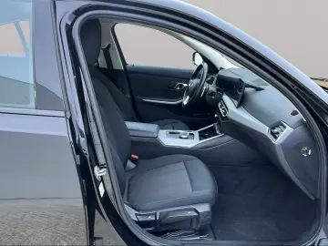 BMW 320e Limousine Navi PDC HiFi