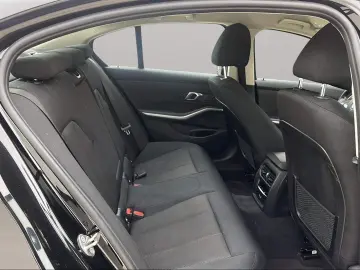 BMW 320e Limousine Navi PDC HiFi