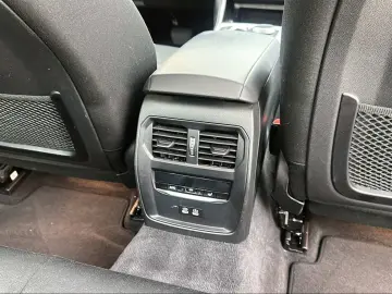 BMW 320e Limousine Navi PDC HiFi