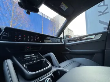 Porsche Cayenne E-Hyb Kreide · Inno · AHK