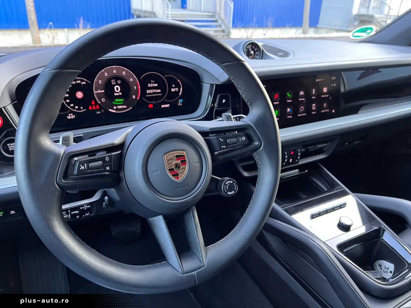 Porsche Cayenne E-Hyb Kreide · Inno · AHK