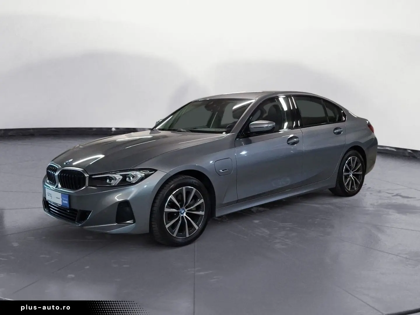 BMW 320e Limousine  Navi Sportsitze LED PDC SHZ