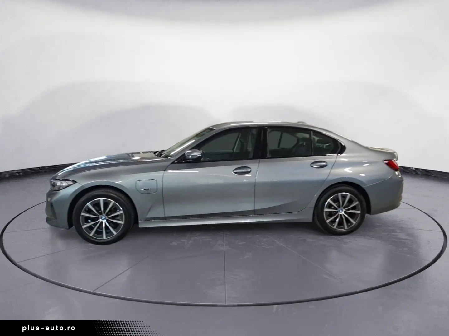 BMW 320e Limousine  Navi Sportsitze LED PDC SHZ