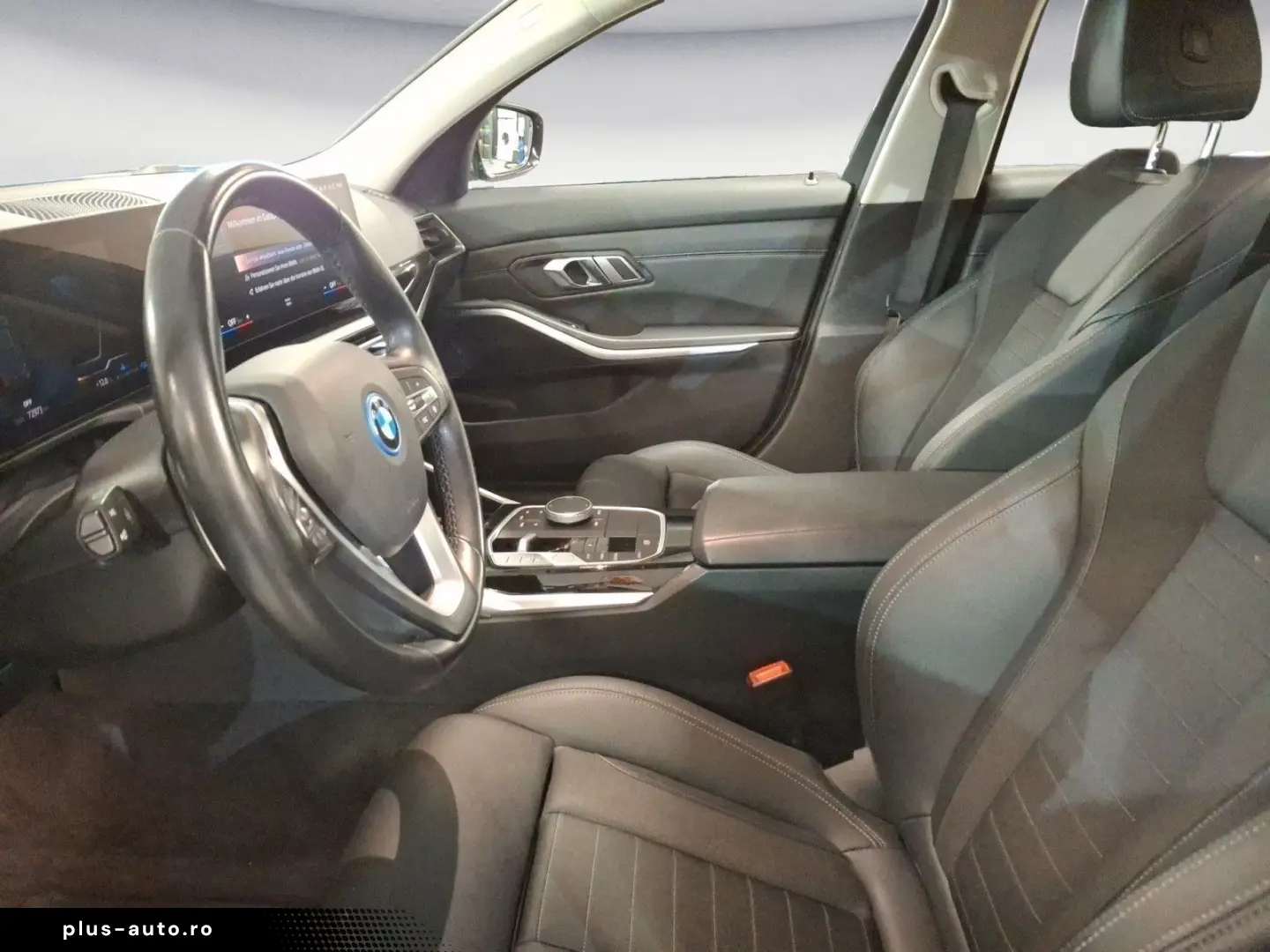 BMW 320e Limousine  Navi Sportsitze LED PDC SHZ