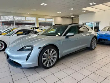 PORSCHE Taycan Sport Turismo Performance Luftferderung