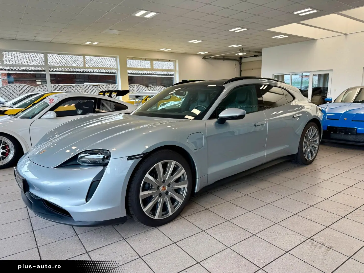 PORSCHE Taycan Sport Turismo Performance Luftferderung