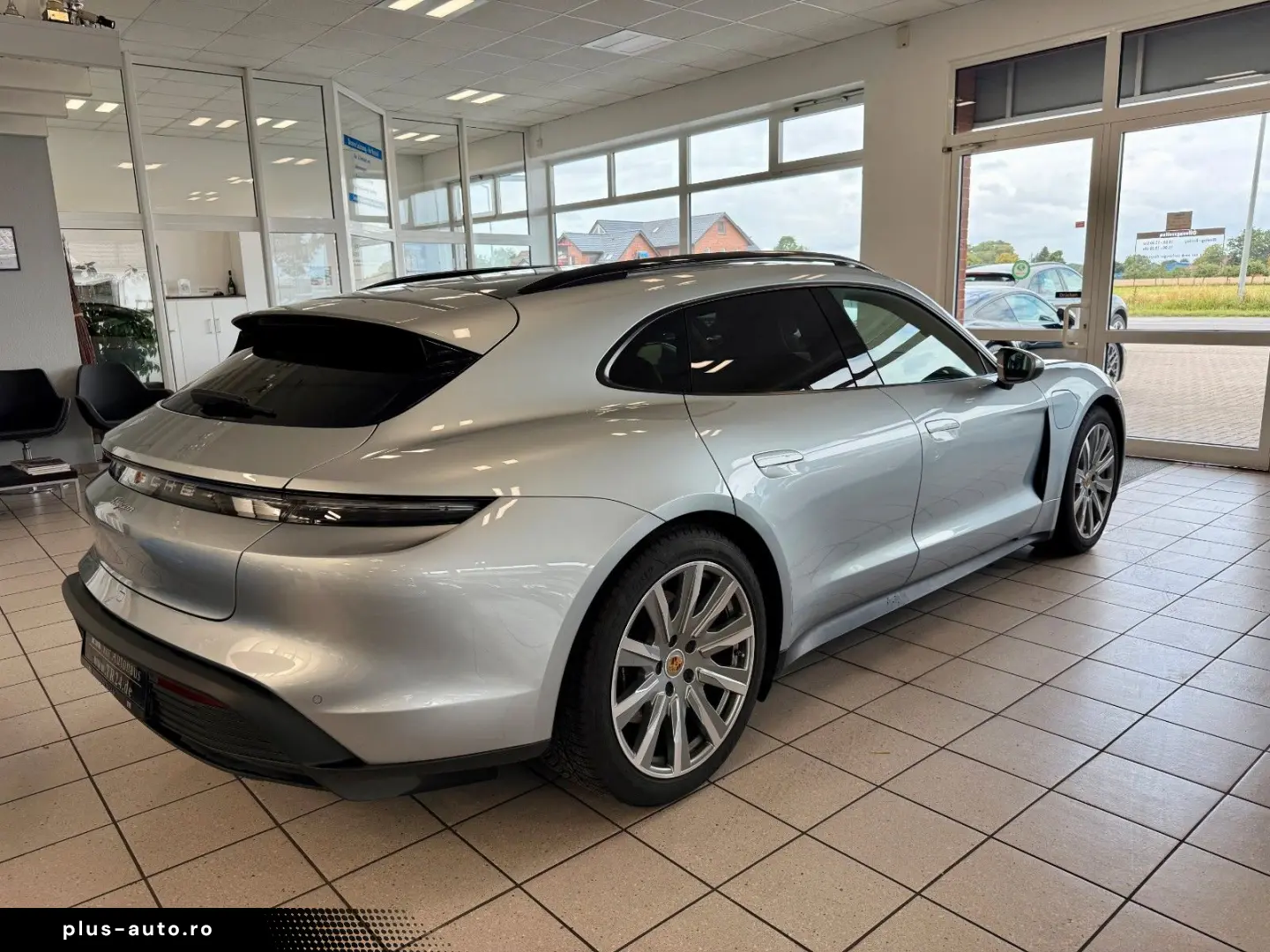 PORSCHE Taycan Sport Turismo Performance Luftferderung