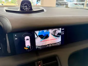 PORSCHE Taycan Sport Turismo Performance Luftferderung