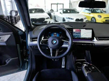 BMW X1 xDrive 23d M Sport 360K Panorama Memory